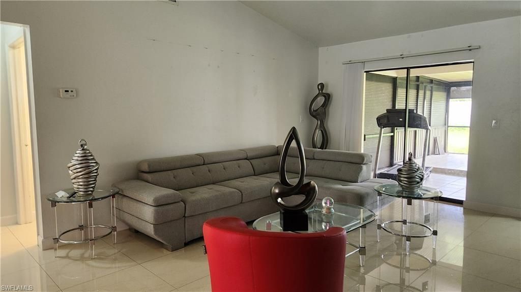 122 SW 21st St, Cape Coral, FL 33991 Photo