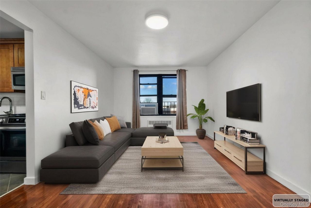 150-29 72nd Road, Unit 4H, Flushing, NY 11367 Main Photo