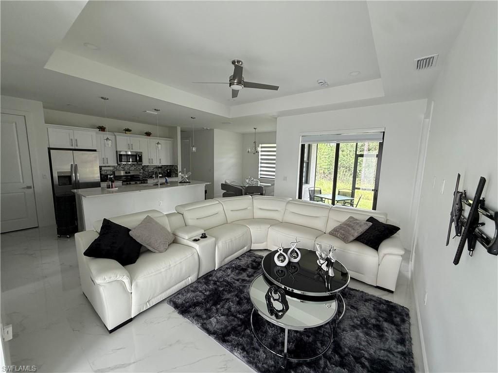 2107 E 10th St, Lehigh Acres, FL 33936 Photo