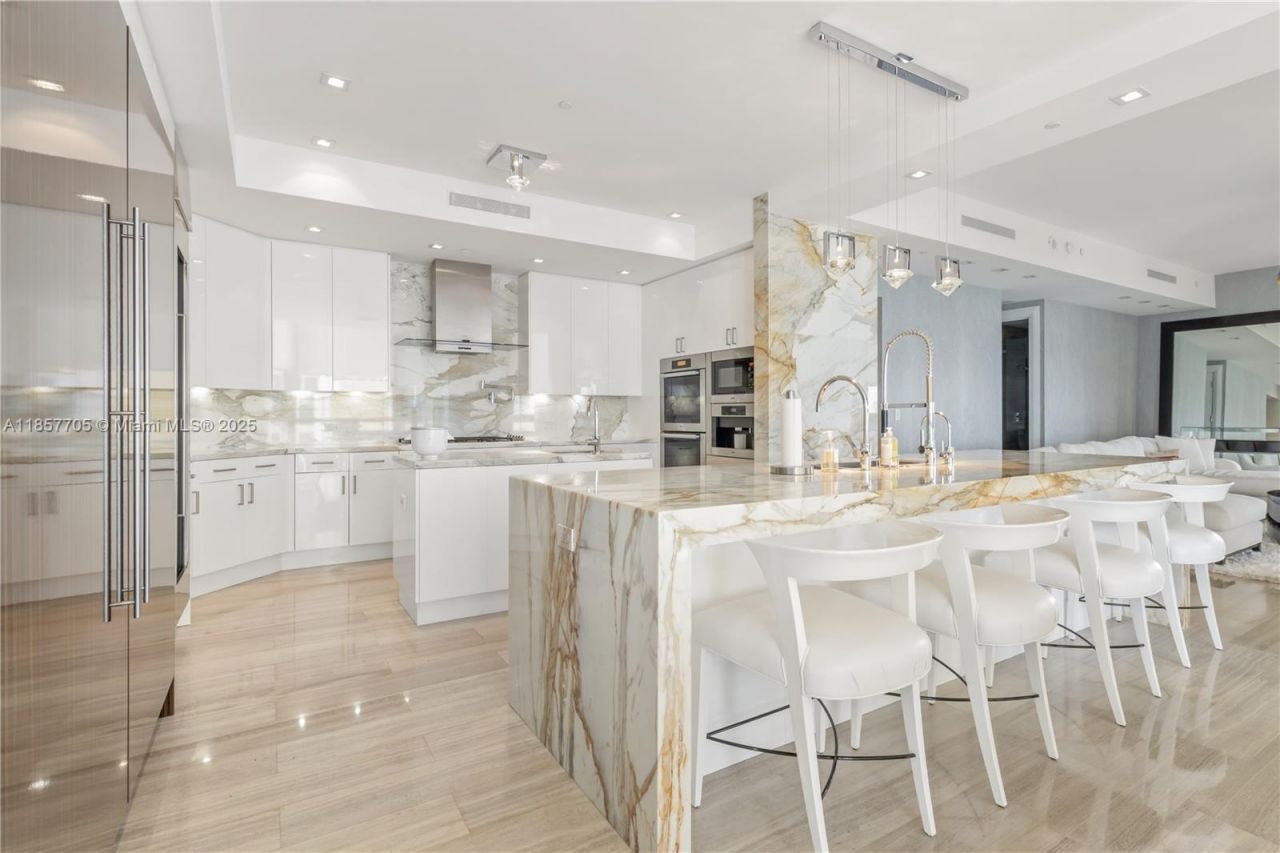 17749 Collins Ave, Unit 1901, Sunny Isles Beach, FL 33160 Photo