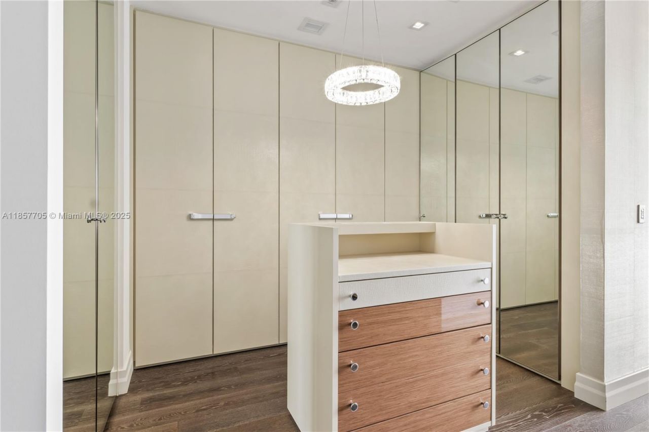 17749 Collins Ave, Unit 1901, Sunny Isles Beach, FL 33160 Photo