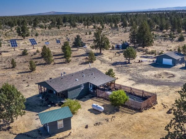 12510 SW Geneva Road, Culver, OR 97734