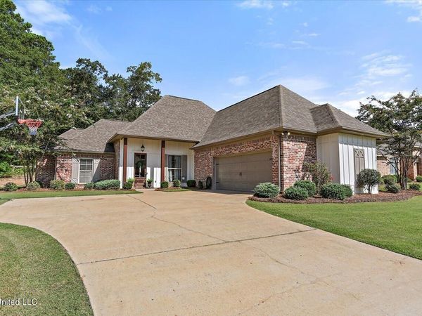 202 Evelyn Lane, Brandon, MS 39042