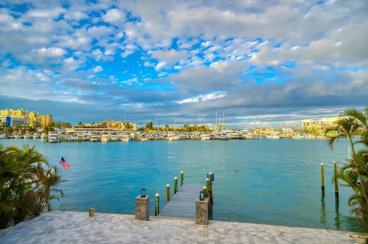 116 Devon Drive, Clearwater Beach, FL 33767 Photo