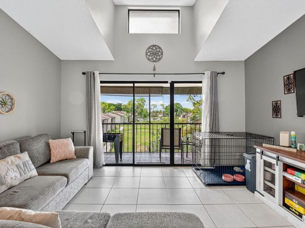 719 Sunny Pine Way, Unit C3, Greenacres, FL 33415