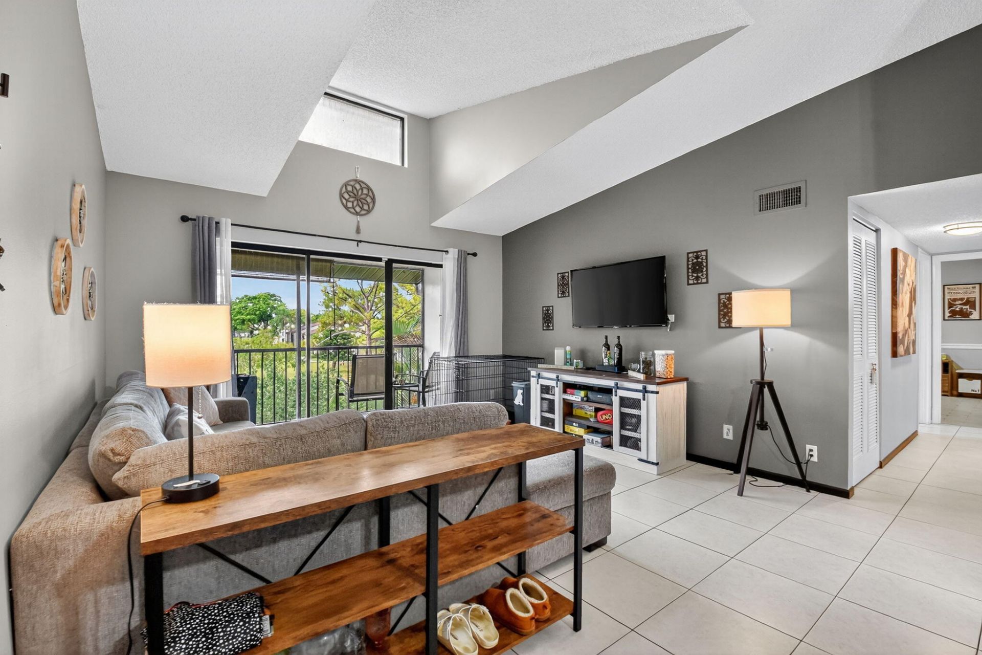 719 Sunny Pine Way, Unit C3, Greenacres, FL 33415 Photo