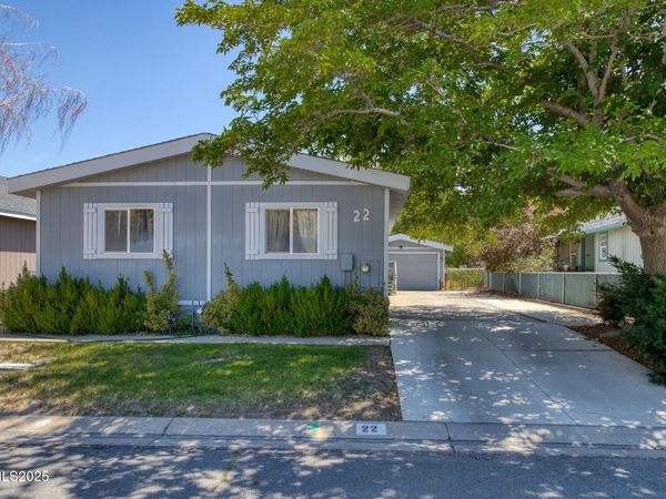 22 Ave De La Couleurs, Sparks, NV 89434