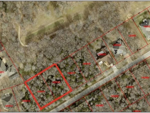 24042 Stonewood Drive, Whitney, TX 76692