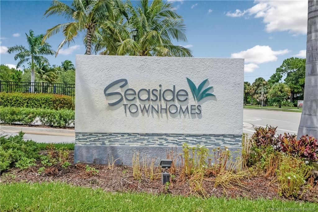 341 SE Halifax Lane, Stuart, FL 34994 Photo