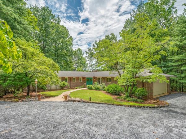 106 Blue Bird Lane, Tryon, NC 28782