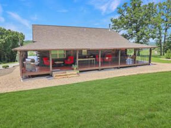 400 Dragon Hill Lane , Lampe, MO 65681