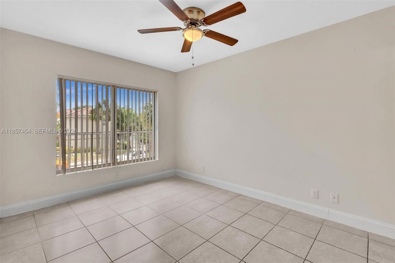 202 NW 14th Ave, Unit 202, Fort Lauderdale, FL 33311 Photo