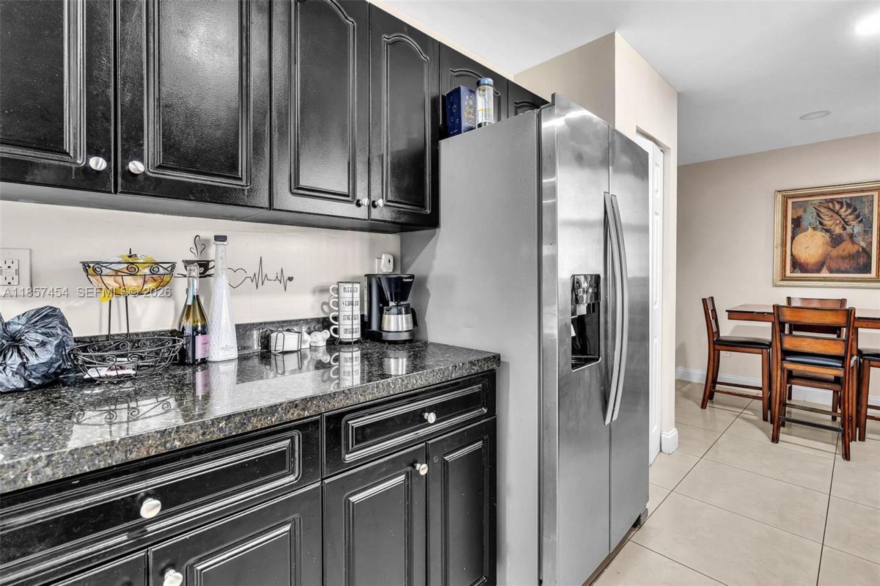 202 NW 14th Ave, Unit 202, Fort Lauderdale, FL 33311 Photo