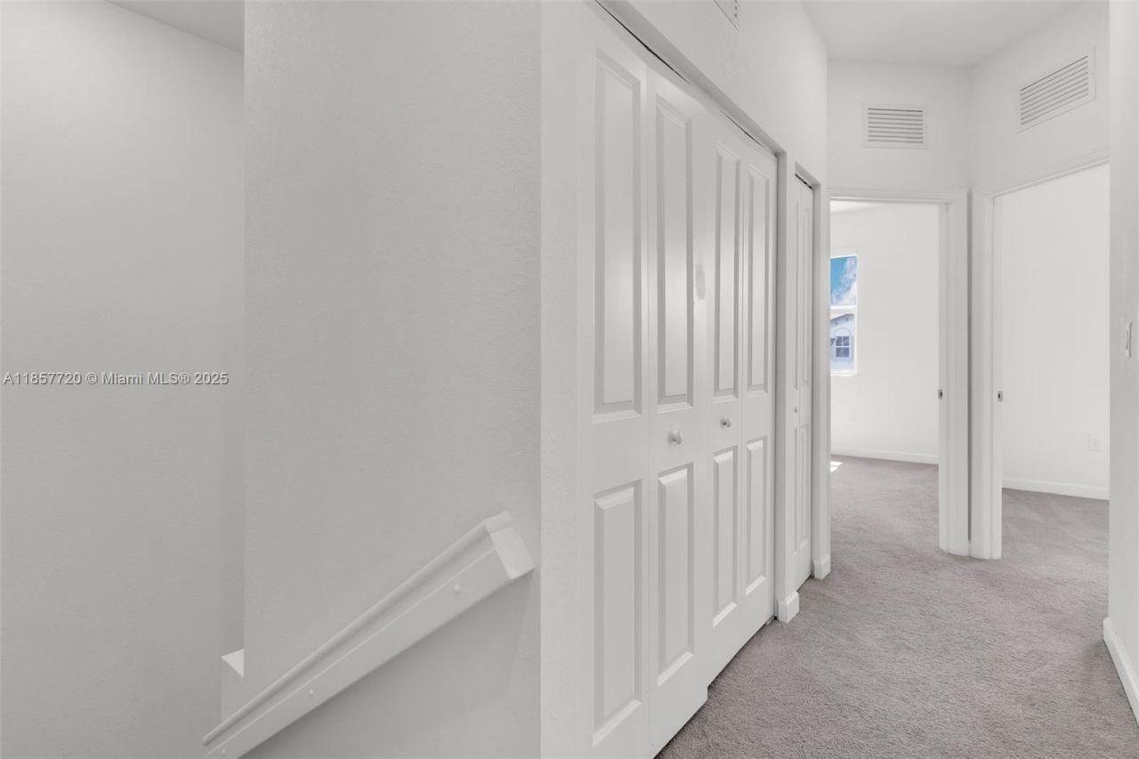 12373 NW 24th Pl, Miami, FL 33167 Photo