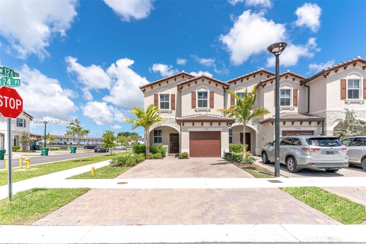 12373 NW 24th Pl, Miami, FL 33167 Photo