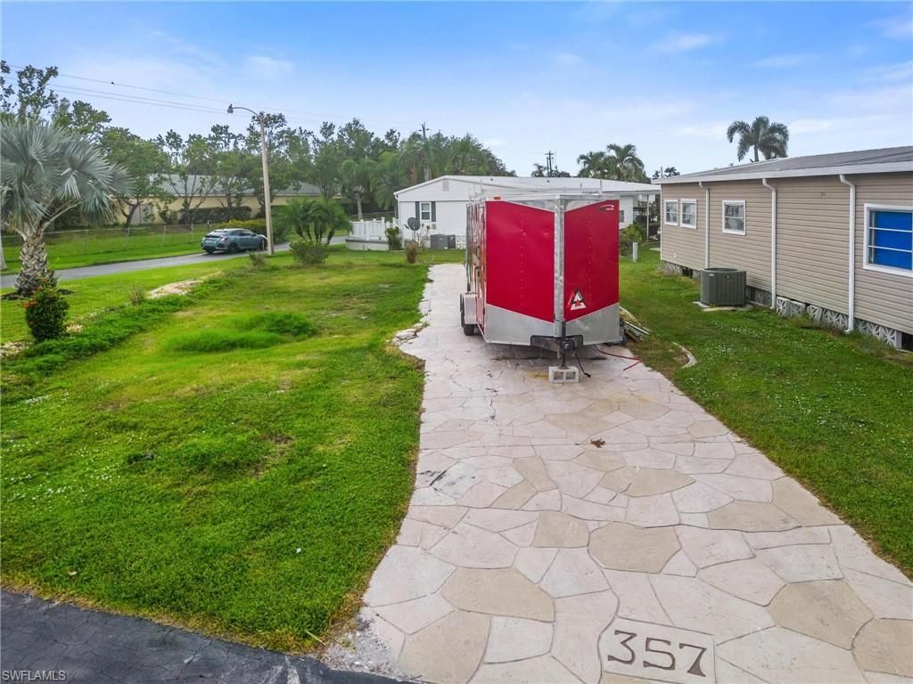 357 Mattie Ave, Fort Myers, FL 33908 Photo