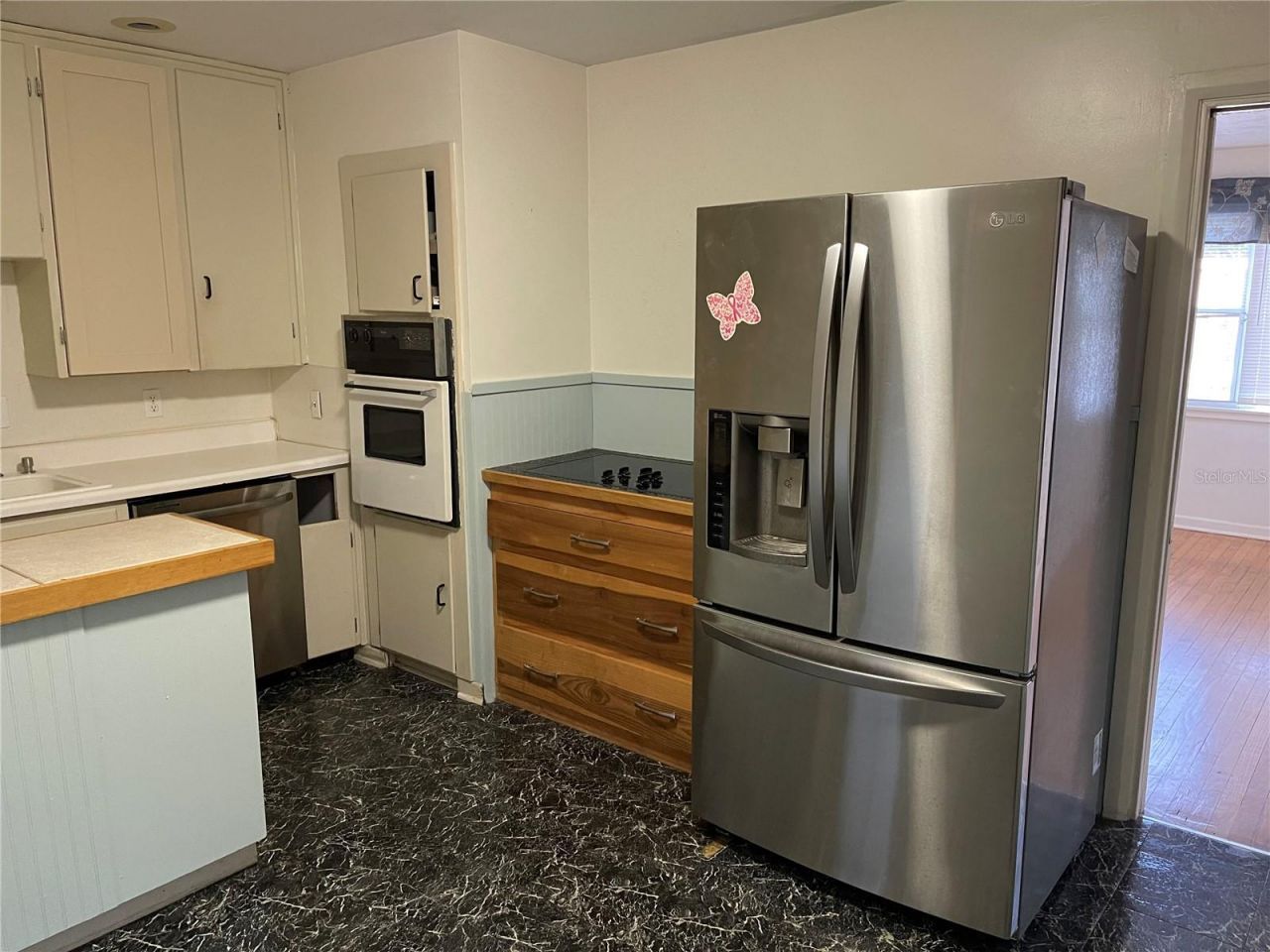 2415 Pelican Drive, Sarasota, FL 34237 Photo