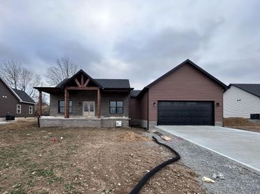 107 Stonegate Drive, Danville, KY 40422