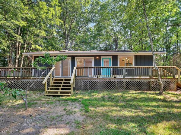 42 Markle Road, Kerhonkson, NY 12446