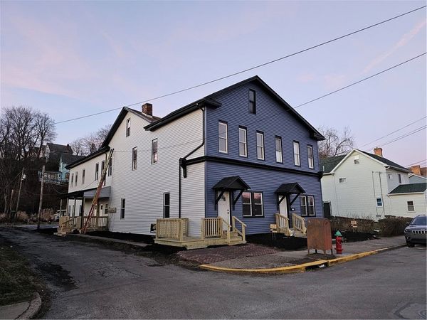 731 6th Ave, Brackenridge, PA 15014