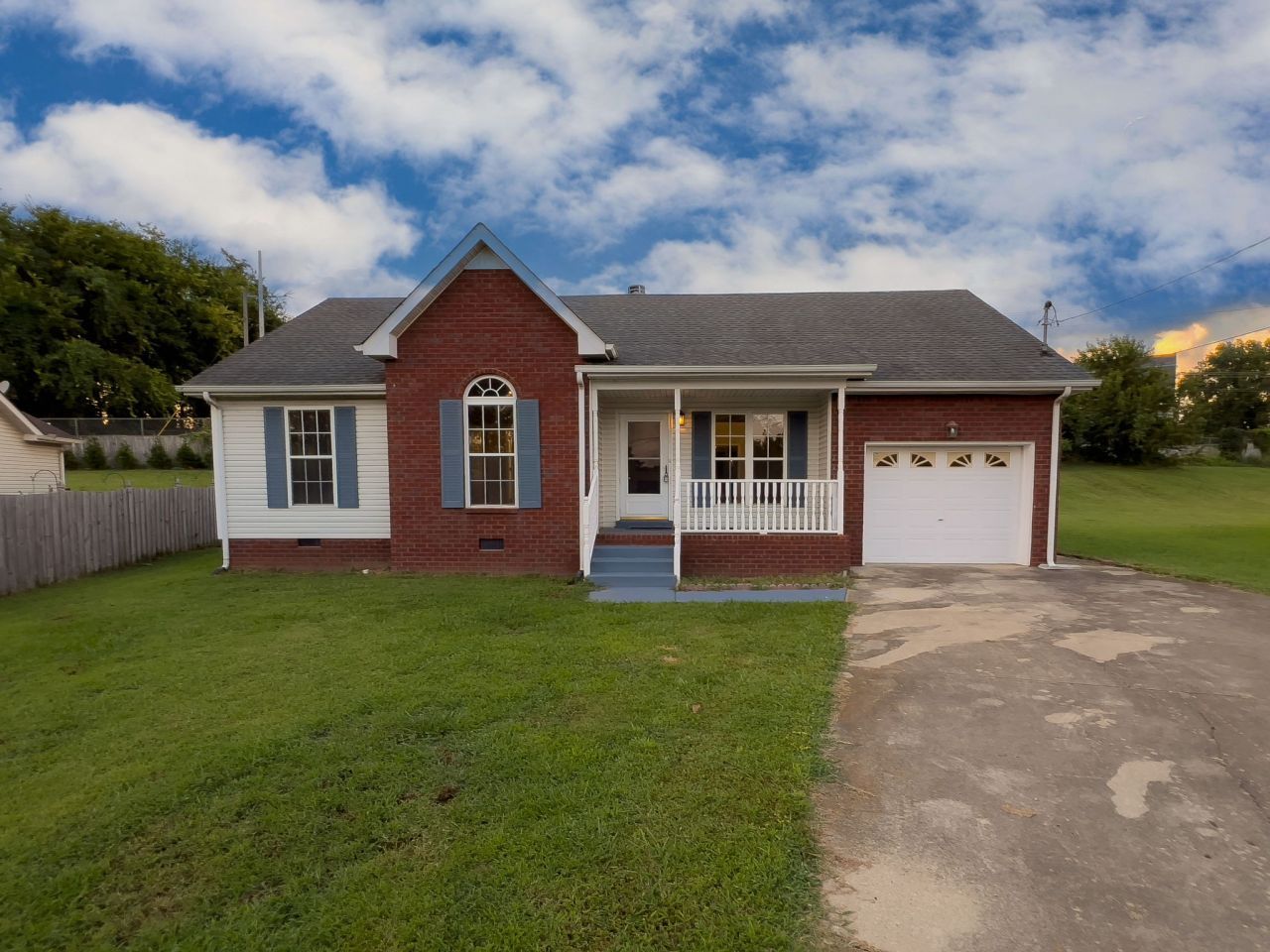 909 Avery Green Ct, Old Hickory, TN 37138 Main Photo