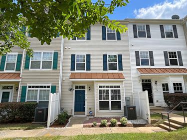 2221 Valley Edge Drive, Unit 105, Raleigh, NC 27614