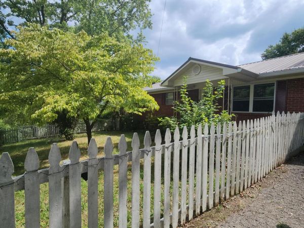 300 Tanasi Drive, Newport, TN 37821