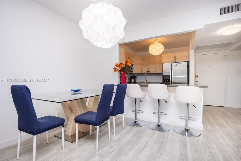 501 Three Islands Blvd, Unit 117, Hallandale Beach, FL 33009 Photo