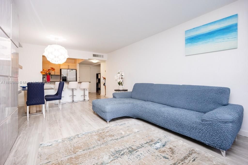 501 Three Islands Blvd, Unit 117, Hallandale Beach, FL 33009 Photo