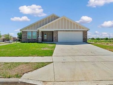 4037 Bonita Springs Drive, Fort Worth, TX 76123