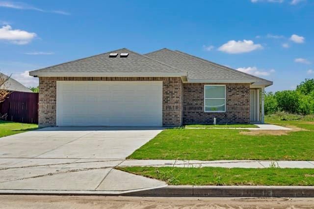 4033 Tarpon Springs Drive, Fort Worth, TX 76123 Main Photo
