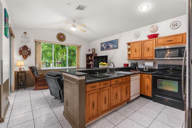 3264 NW 22nd Avenue, Oakland Park, FL 33309 Photo