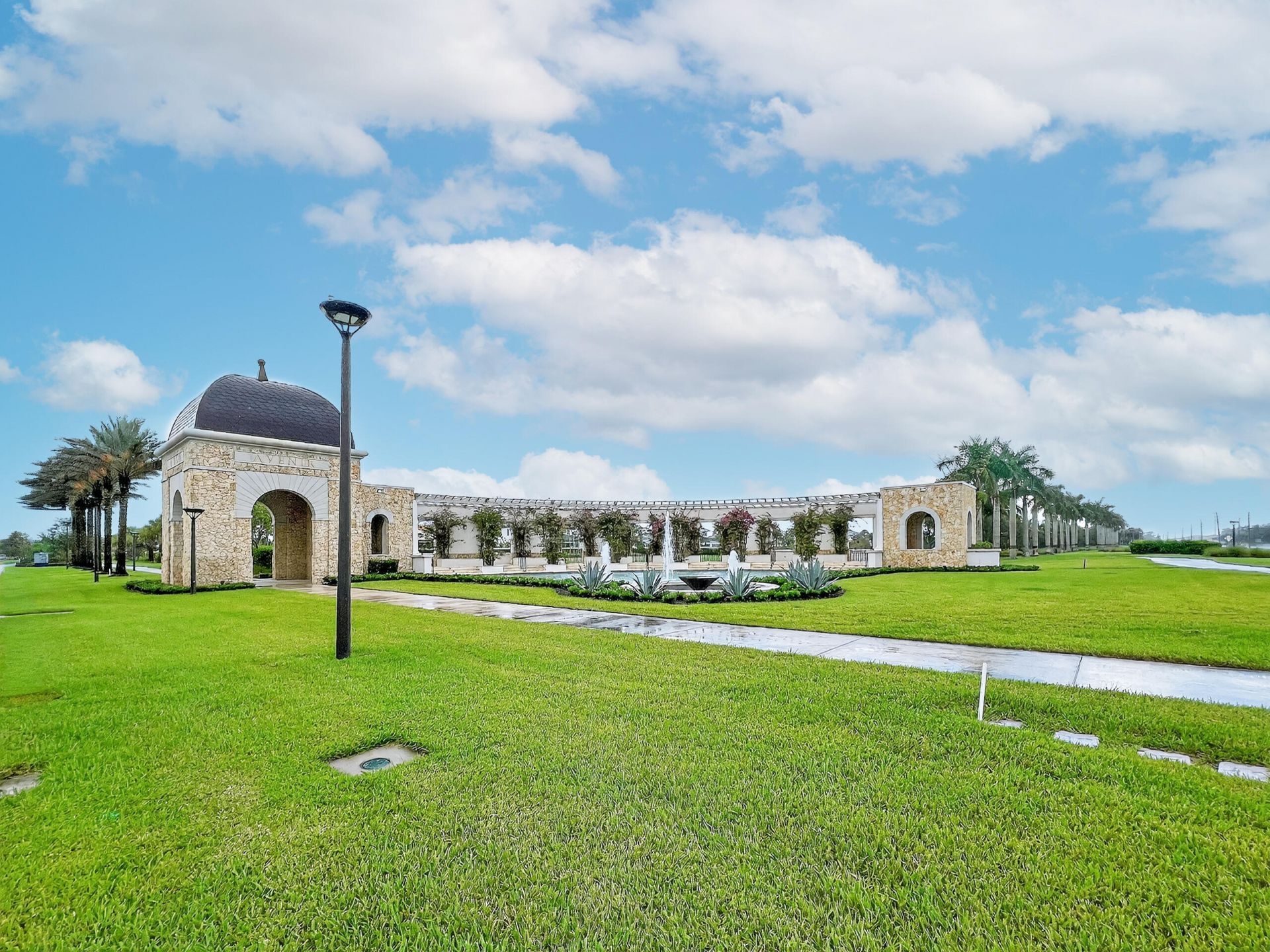 9144 Coral Isles Circle, Palm Beach Gardens, FL 33412 Photo