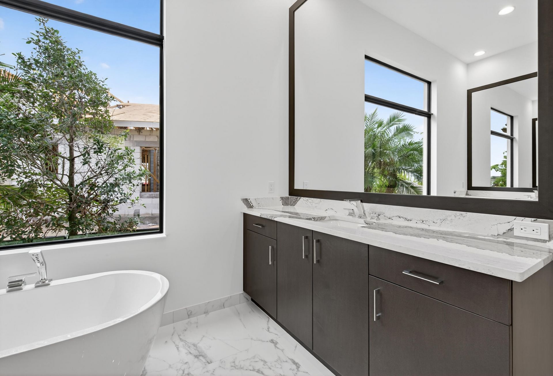 9144 Coral Isles Circle, Palm Beach Gardens, FL 33412 Photo