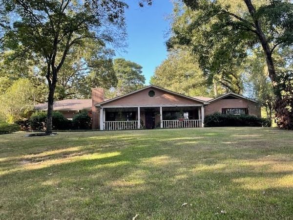698 Hwy 6 West, Oxford, MS 38655