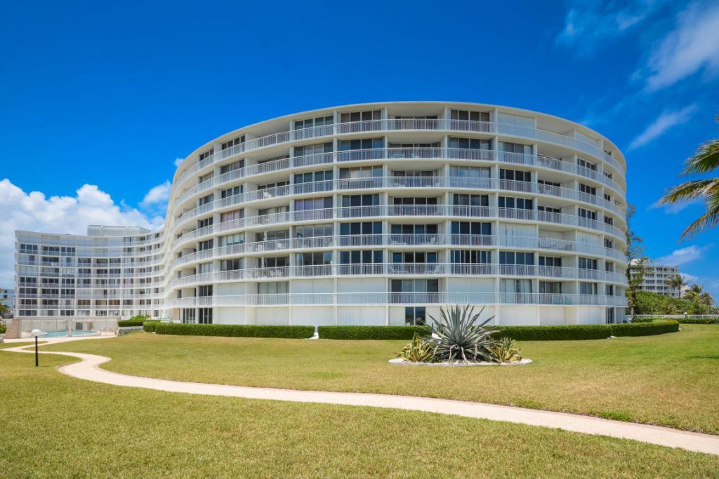 2780 S Ocean Boulevard, Unit 306, Palm Beach, FL 33480 Photo