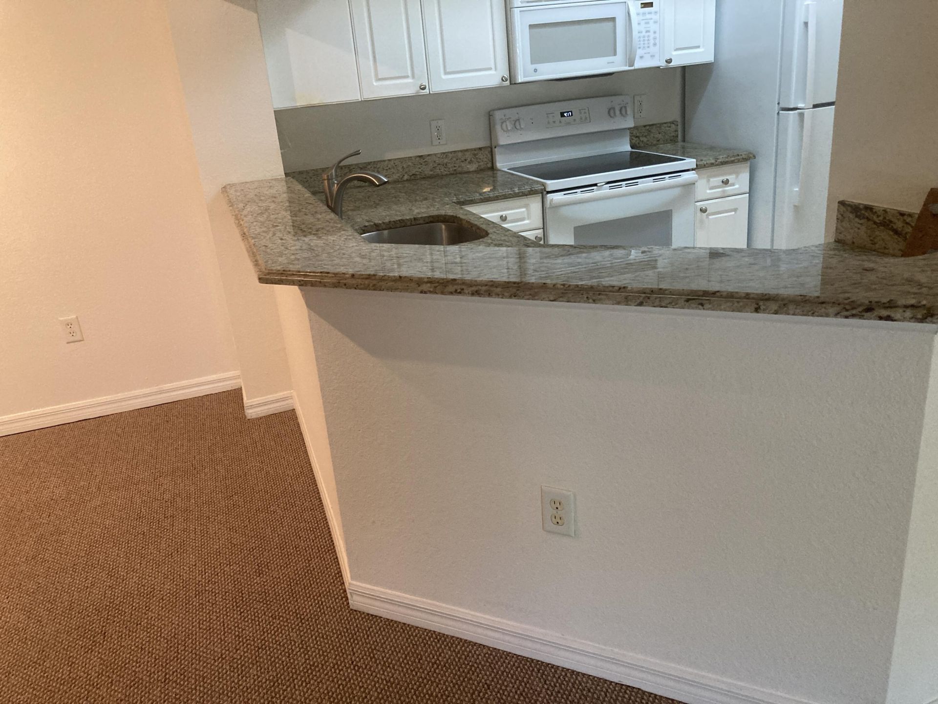 3018 Alcazar Place, Unit 103, Palm Beach Gardens, FL 33410 Photo