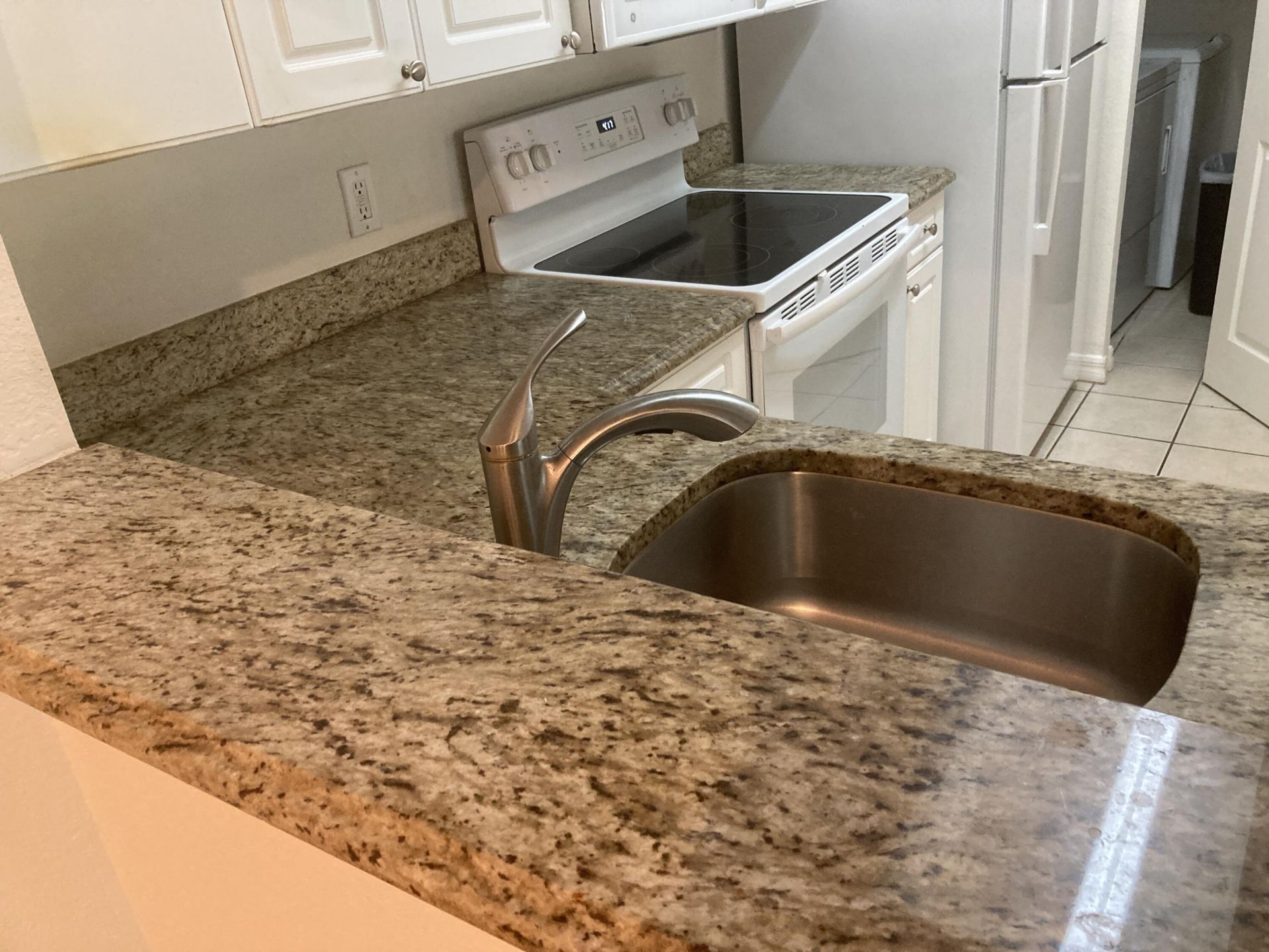 3018 Alcazar Place, Unit 103, Palm Beach Gardens, FL 33410 Photo