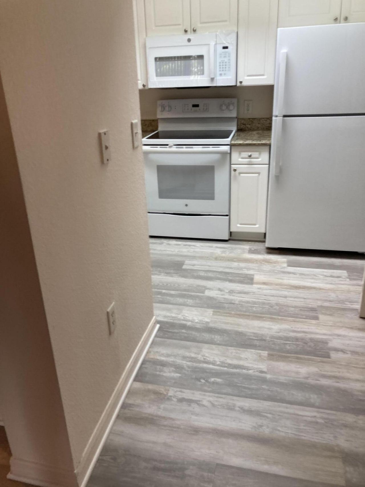 3018 Alcazar Place, Unit 103, Palm Beach Gardens, FL 33410 Photo