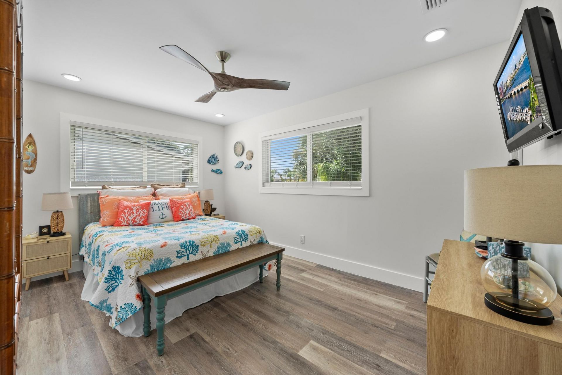 517 Gulf Road, North Palm Beach, FL 33408 Photo