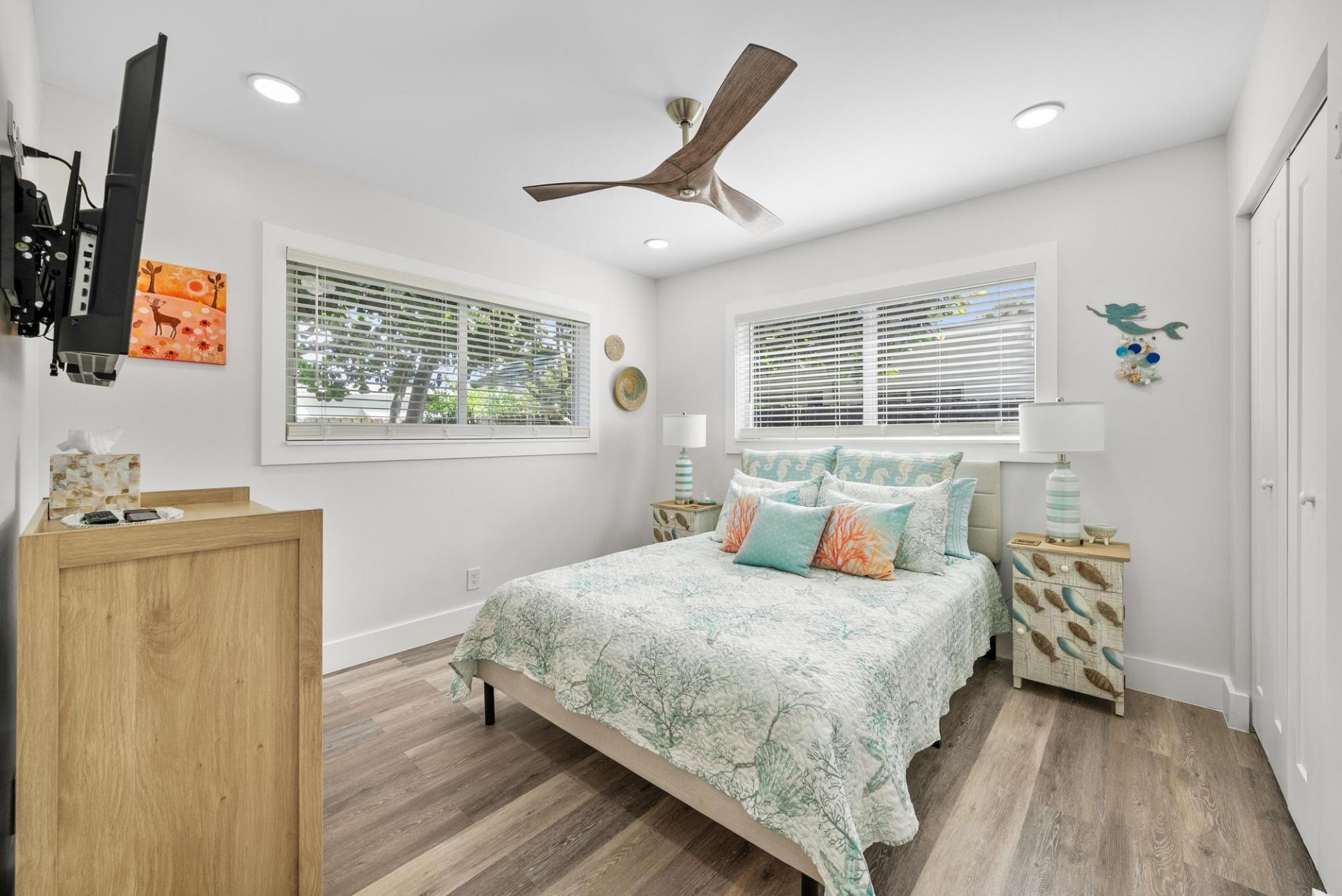 517 Gulf Road, North Palm Beach, FL 33408 Photo