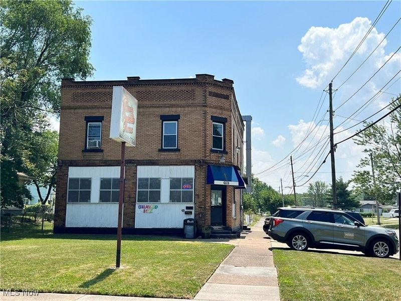 1700 E 31st Street, Lorain, OH 44055 Photo 2