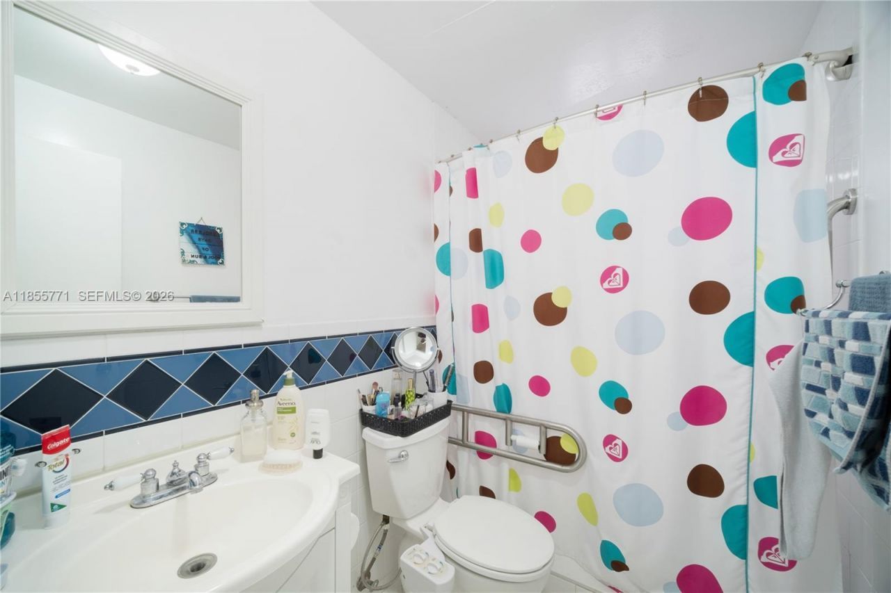 3715 SW 29th St, Miami, FL 33134 Photo