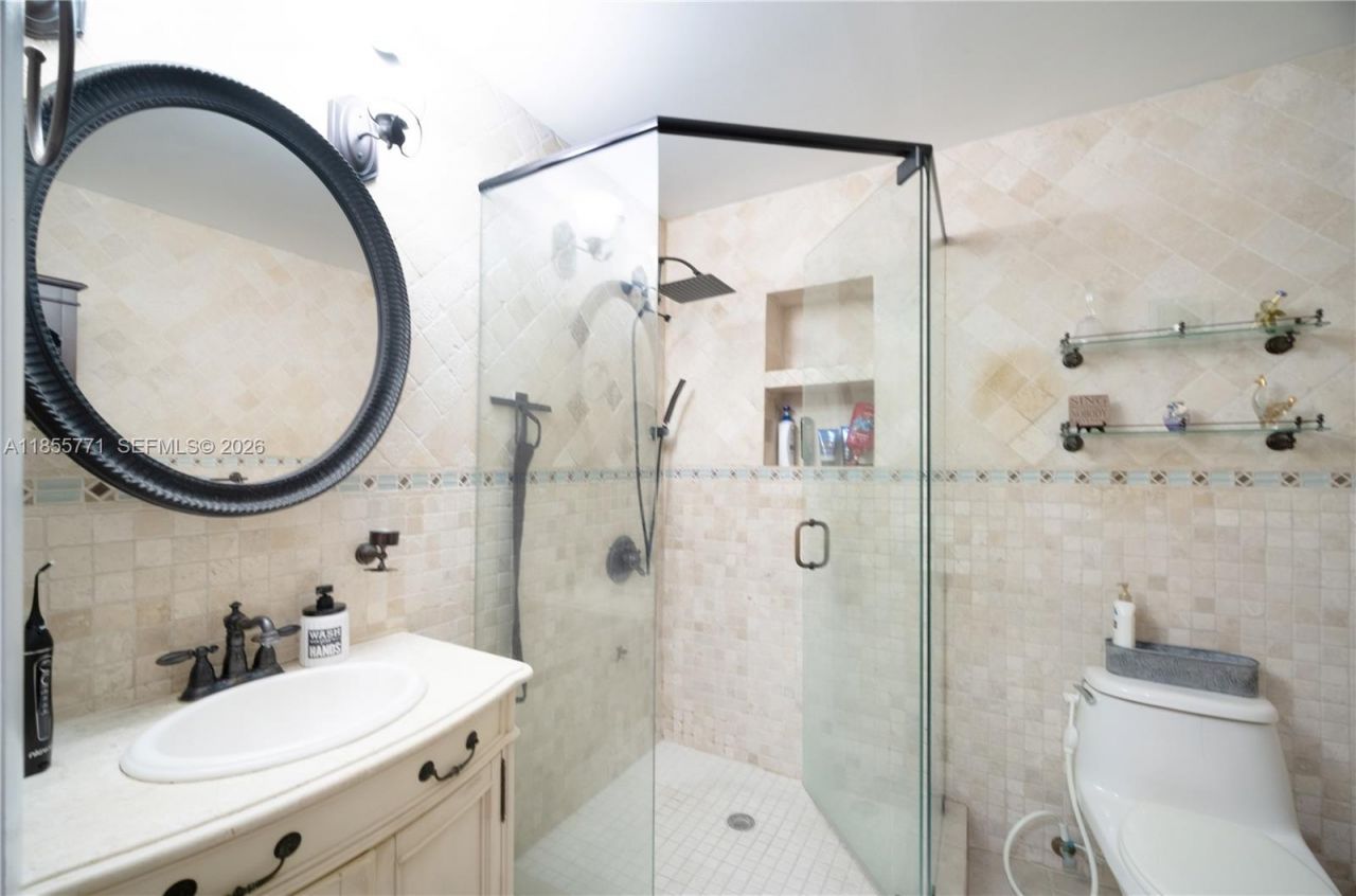 3715 SW 29th St, Miami, FL 33134 Photo