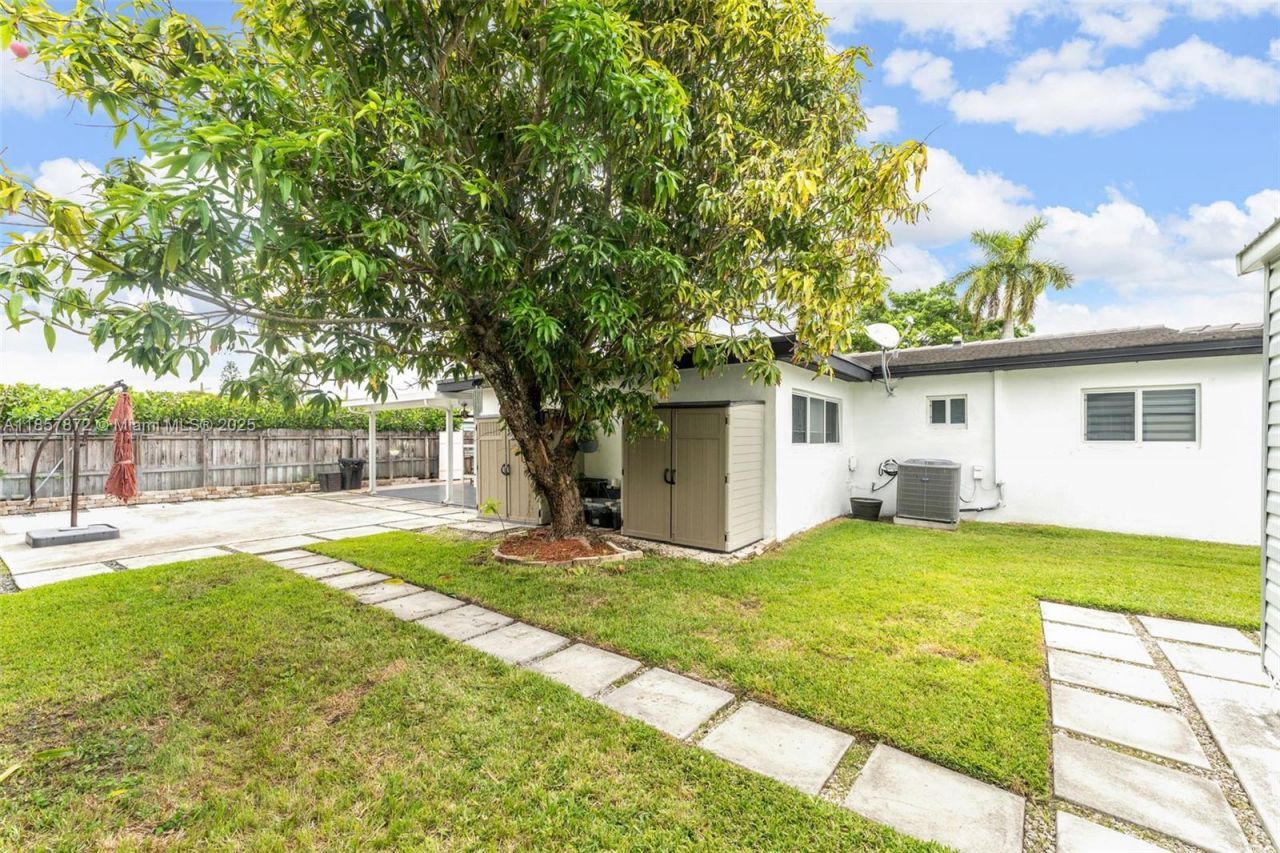 1730 SW 102nd Ave, Miami, FL 33165 Photo