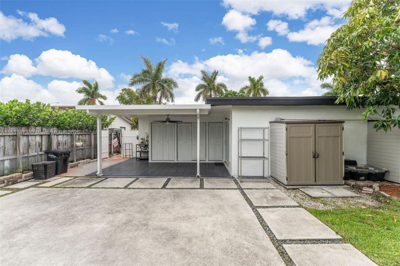 1730 SW 102nd Ave, Miami, FL 33165 Photo