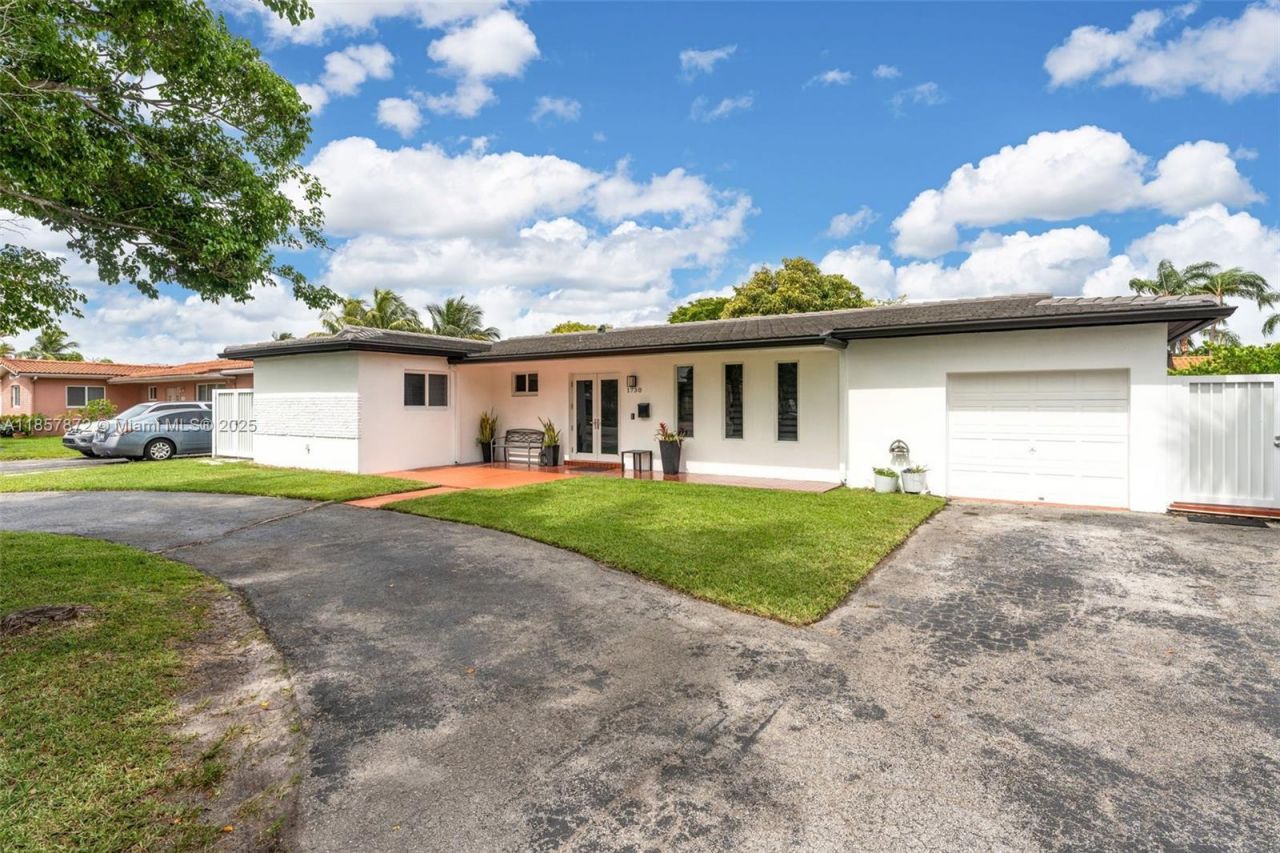 1730 SW 102nd Ave, Miami, FL 33165 Photo