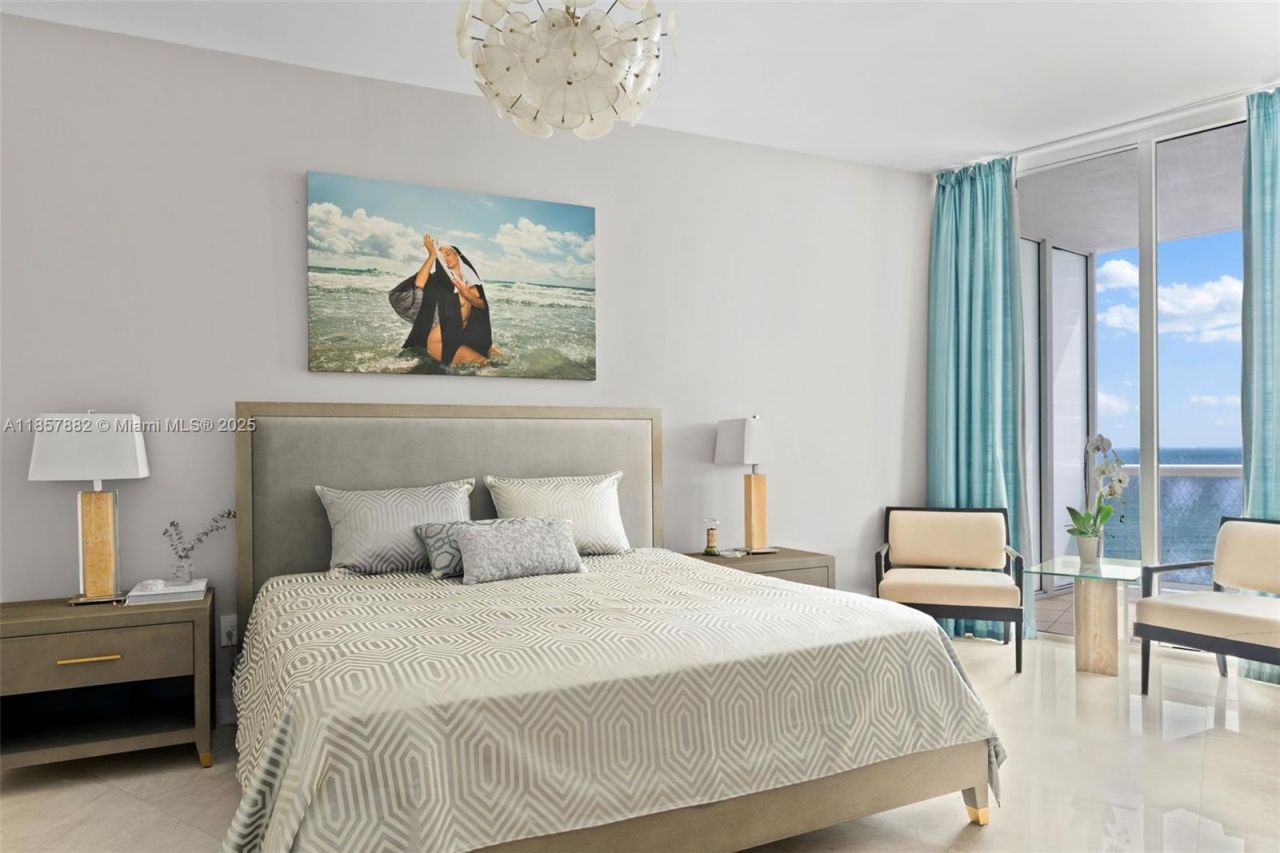 16001 Collins Ave, Unit 907, Sunny Isles Beach, FL 33160 Photo