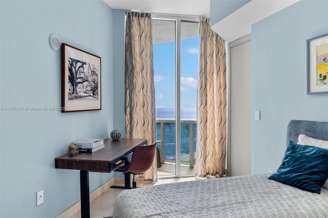 16001 Collins Ave, Unit 907, Sunny Isles Beach, FL 33160 Photo