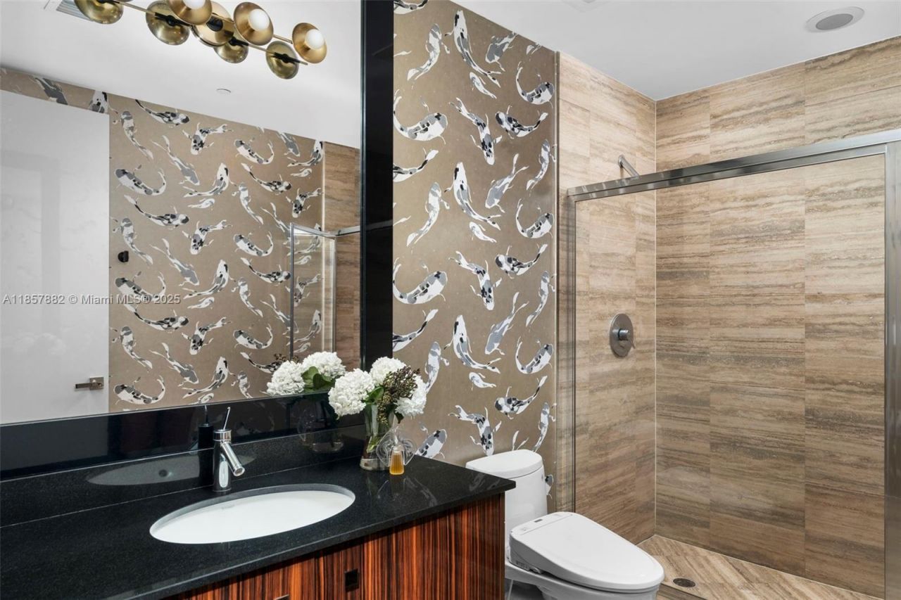 16001 Collins Ave, Unit 907, Sunny Isles Beach, FL 33160 Photo